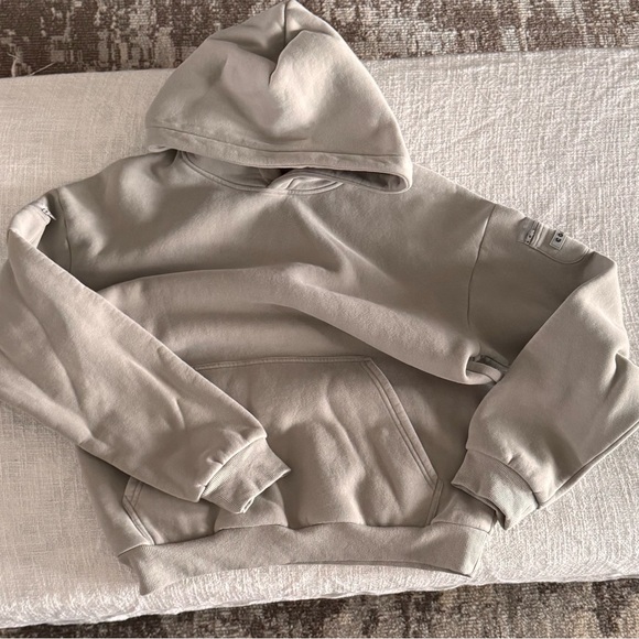 Comfrt Other - COMFRT Travel Hoodie